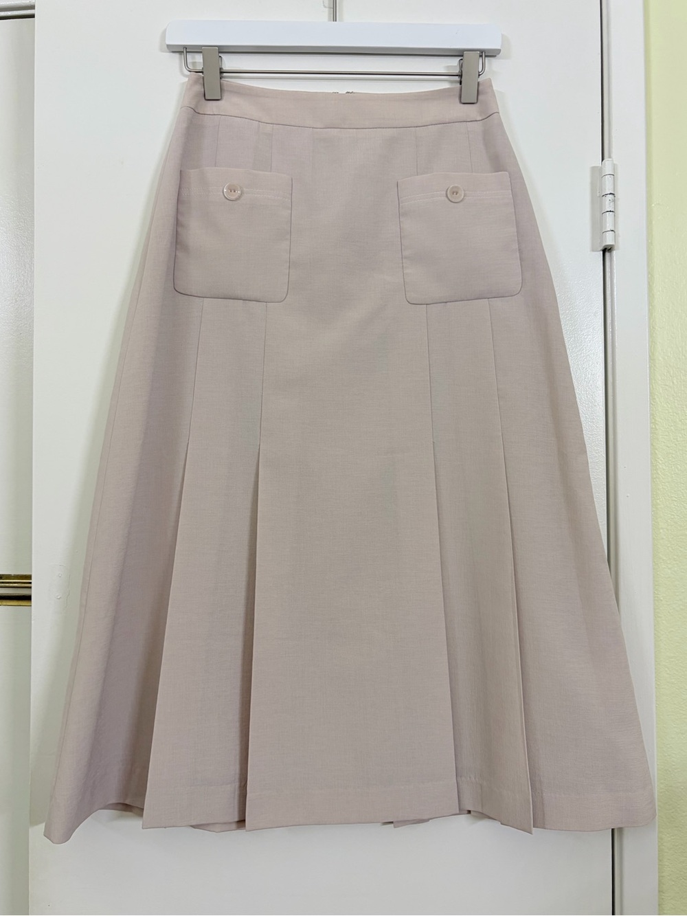 SOUP Korea Pleated Midi Skirt Beige High Waist Patch Pocket Twee Preppy Size XS